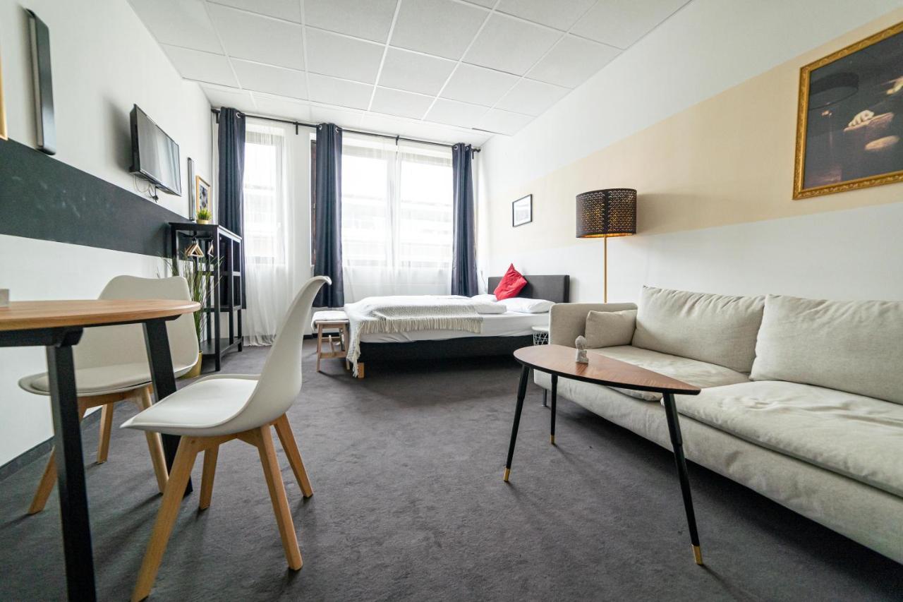Full House Hostel Nurnberg - Shared Bath & Kitchen المظهر الخارجي الصورة