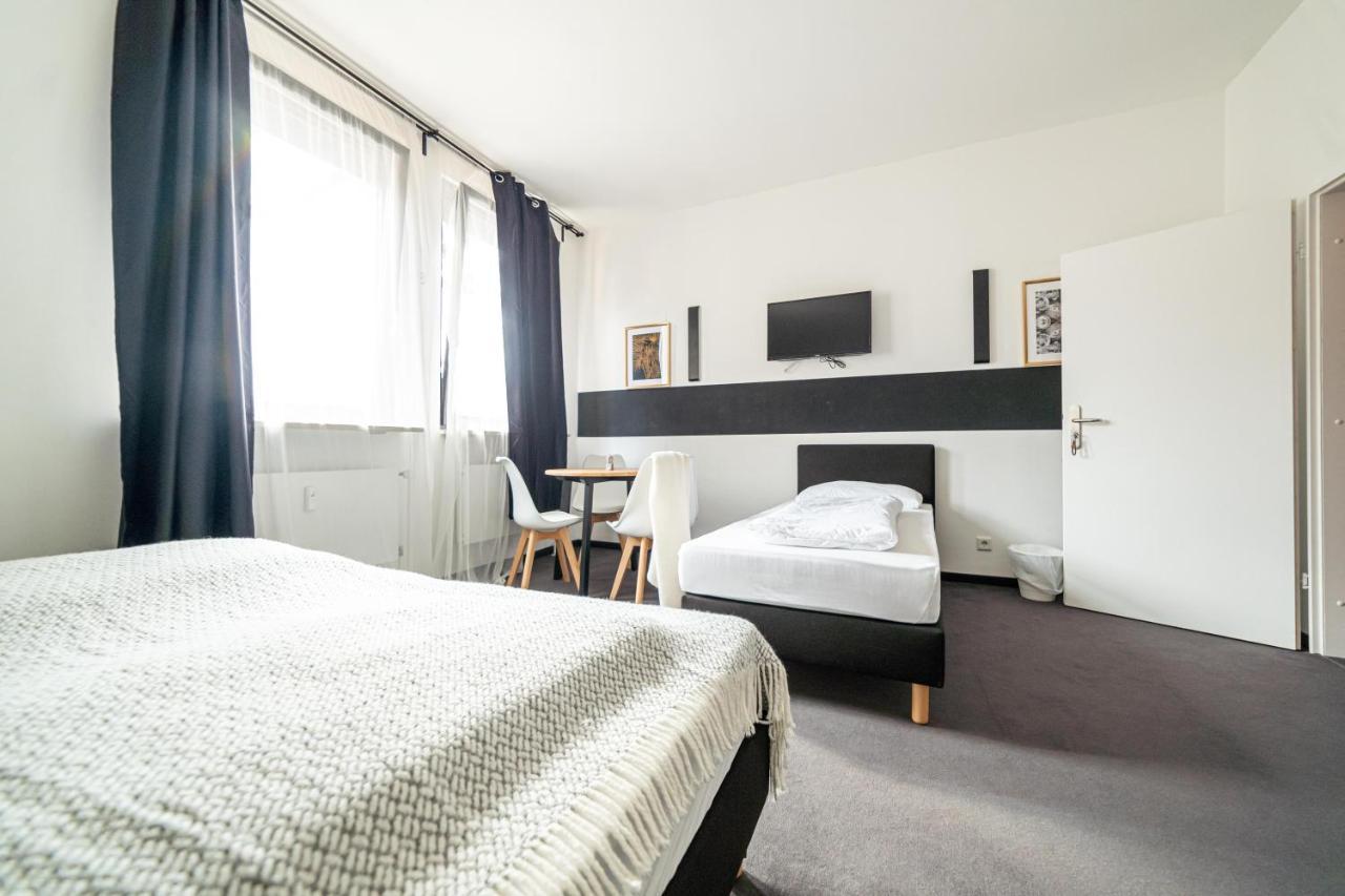 Full House Hostel Nurnberg - Shared Bath & Kitchen المظهر الخارجي الصورة
