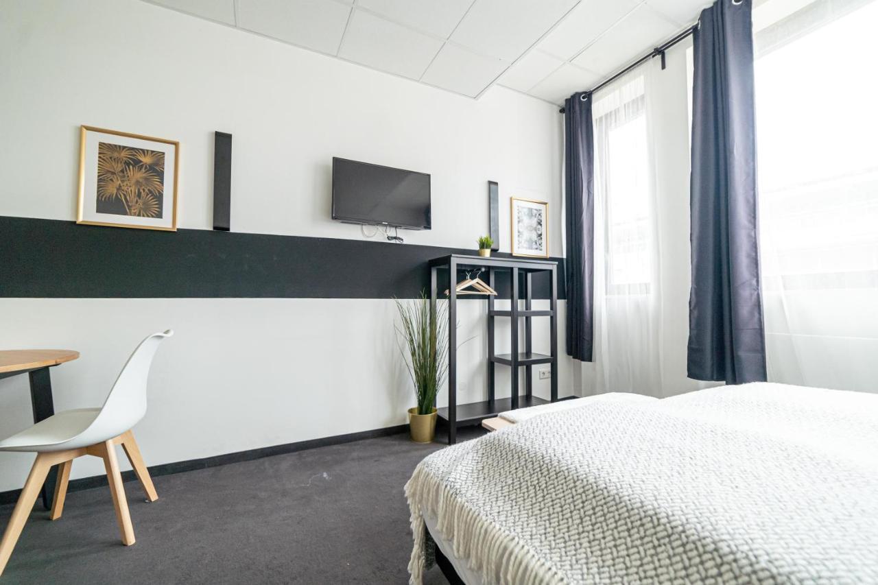 Full House Hostel Nurnberg - Shared Bath & Kitchen المظهر الخارجي الصورة