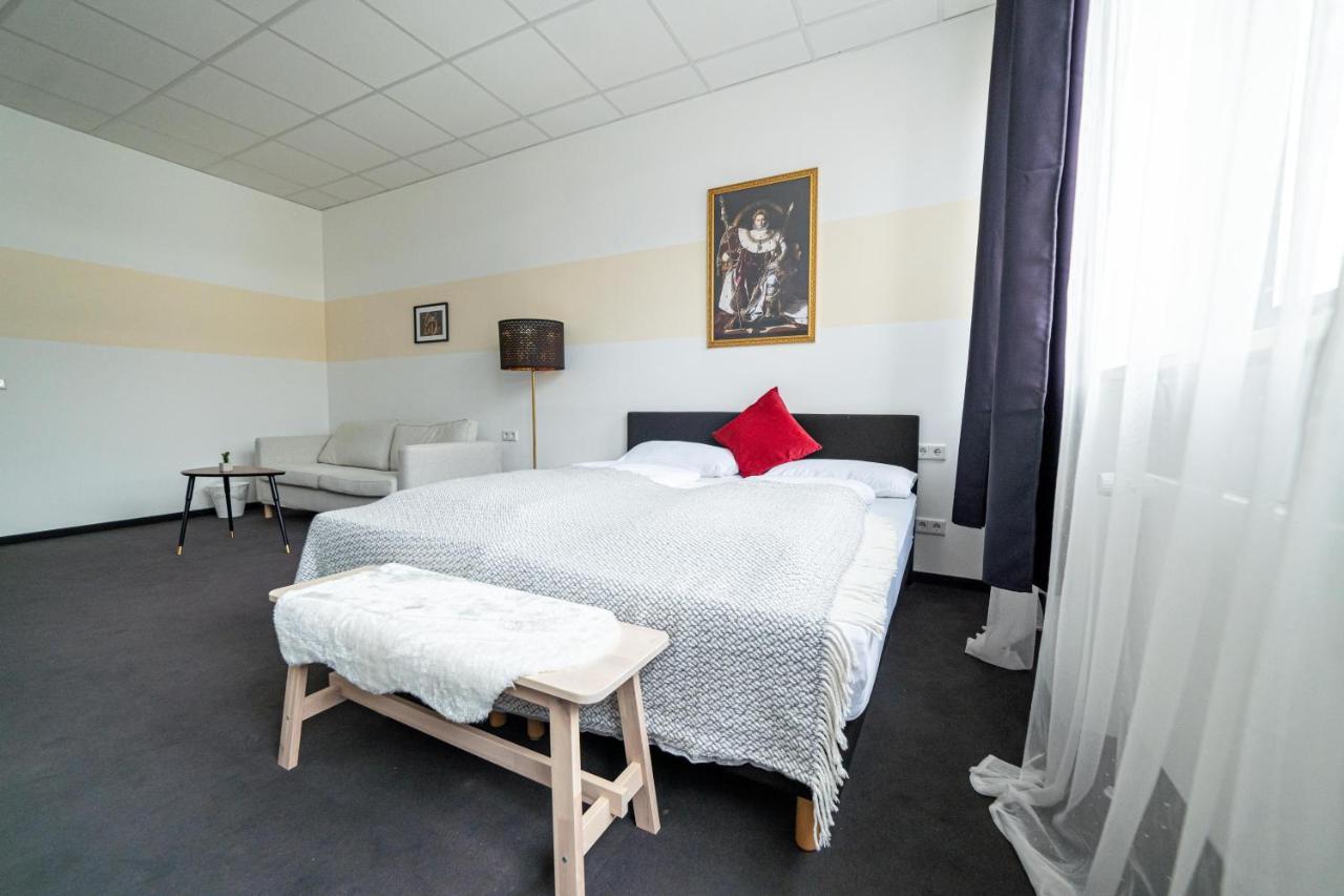Full House Hostel Nurnberg - Shared Bath & Kitchen المظهر الخارجي الصورة