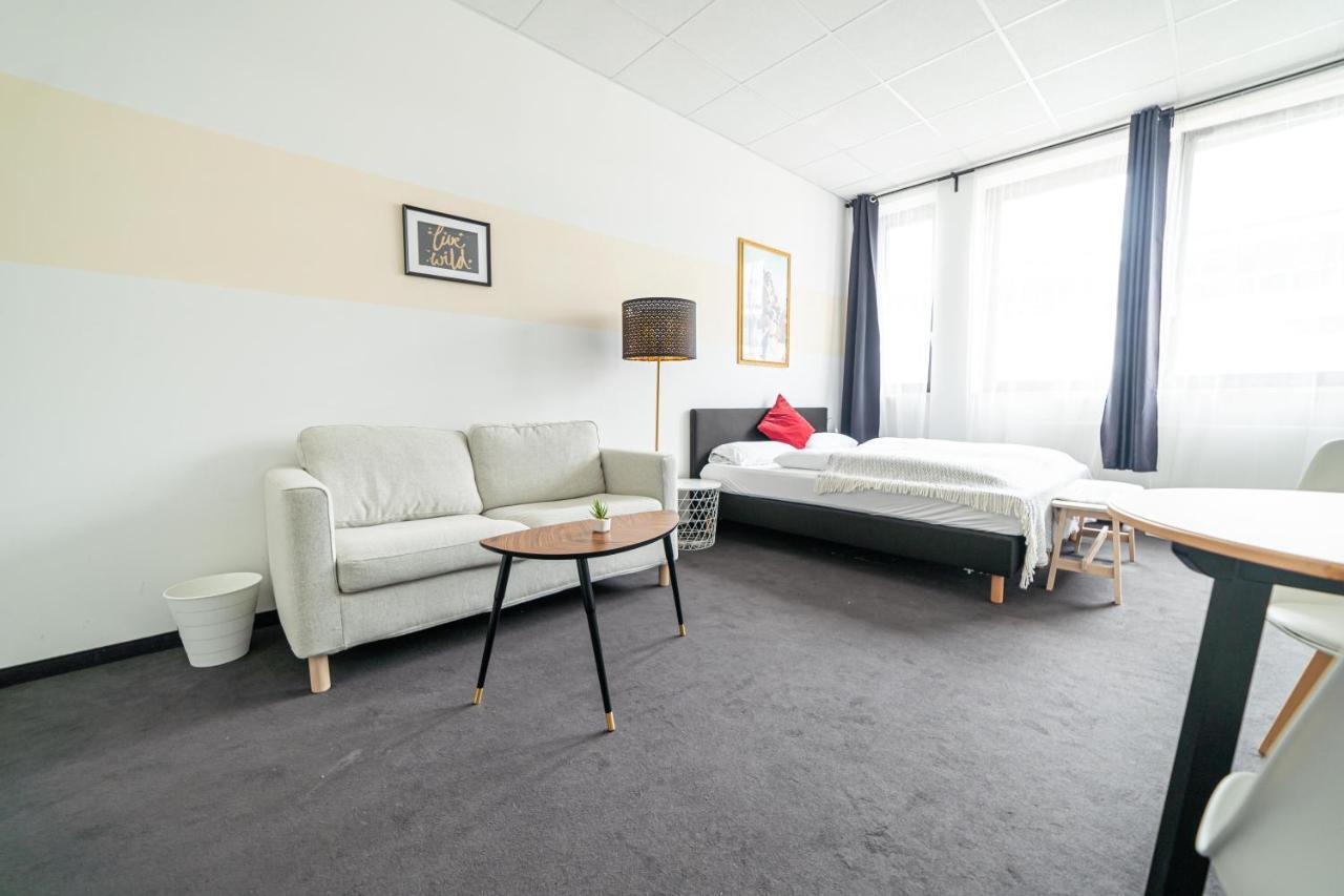 Full House Hostel Nurnberg - Shared Bath & Kitchen المظهر الخارجي الصورة